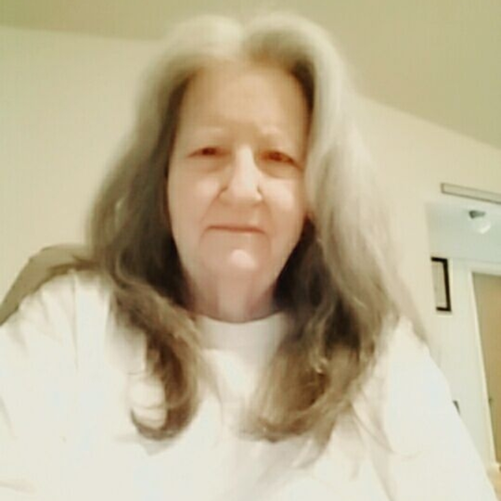 Meet your Posher, Dayna